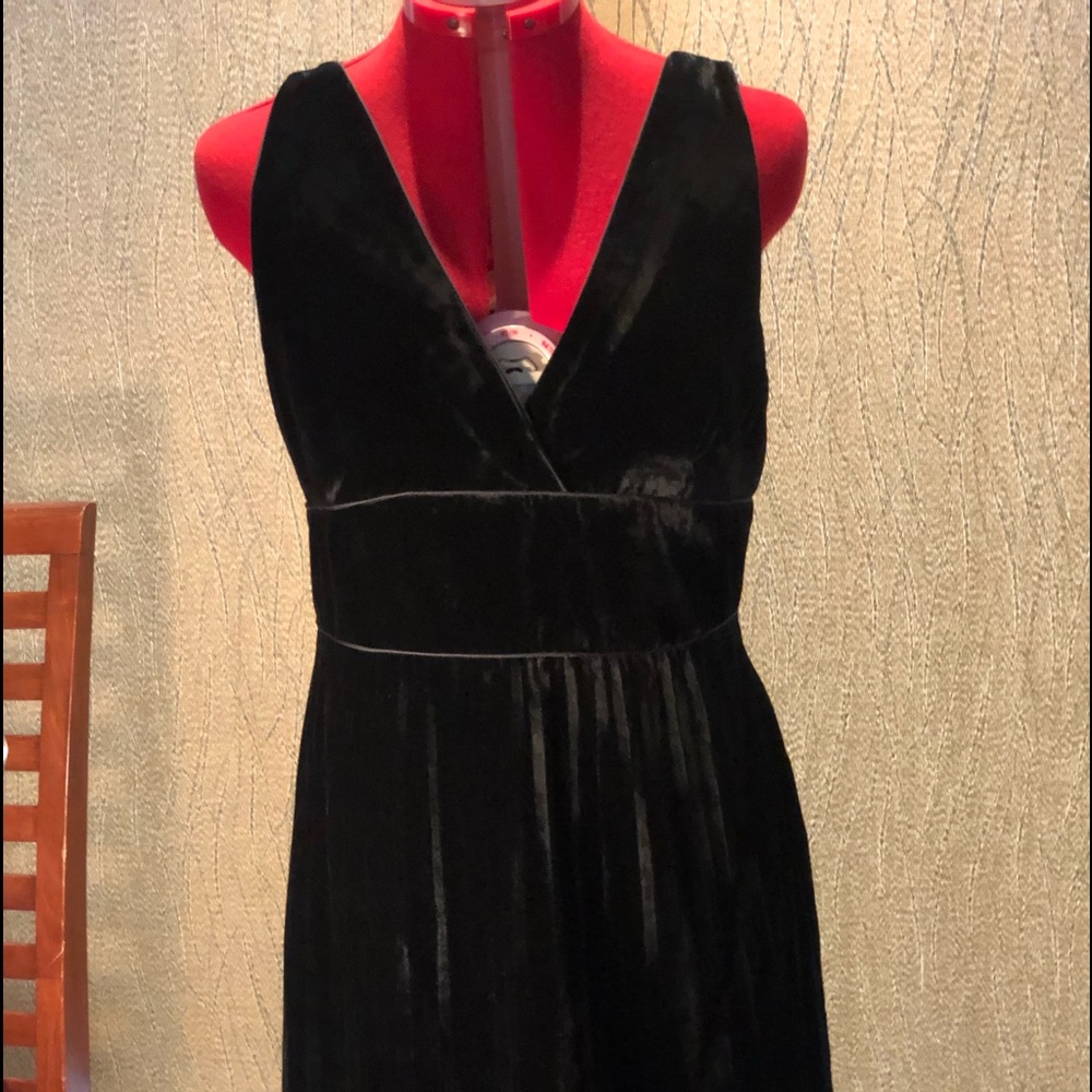 Ladies Chadwick classy dress.